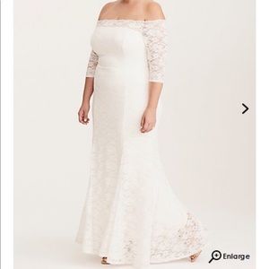 Torrid Size 20 White Off Shoulder Gown